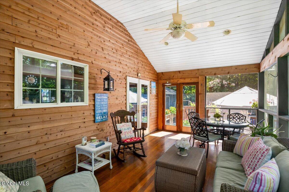 6 Maple Court Gansevoort NY 12831