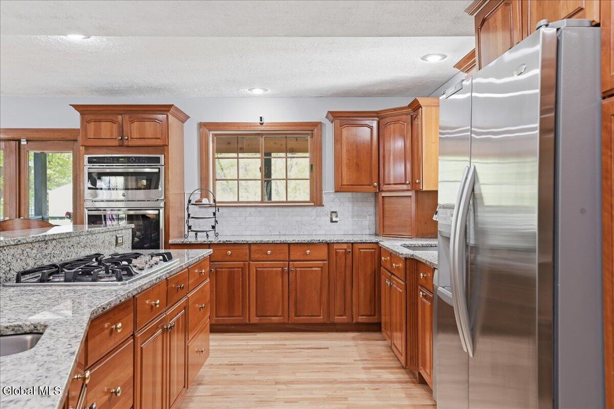 6 Maple Court Gansevoort NY 12831