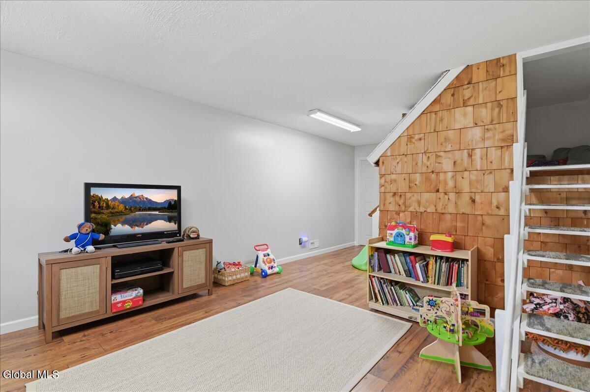 6 Maple Court Gansevoort NY 12831