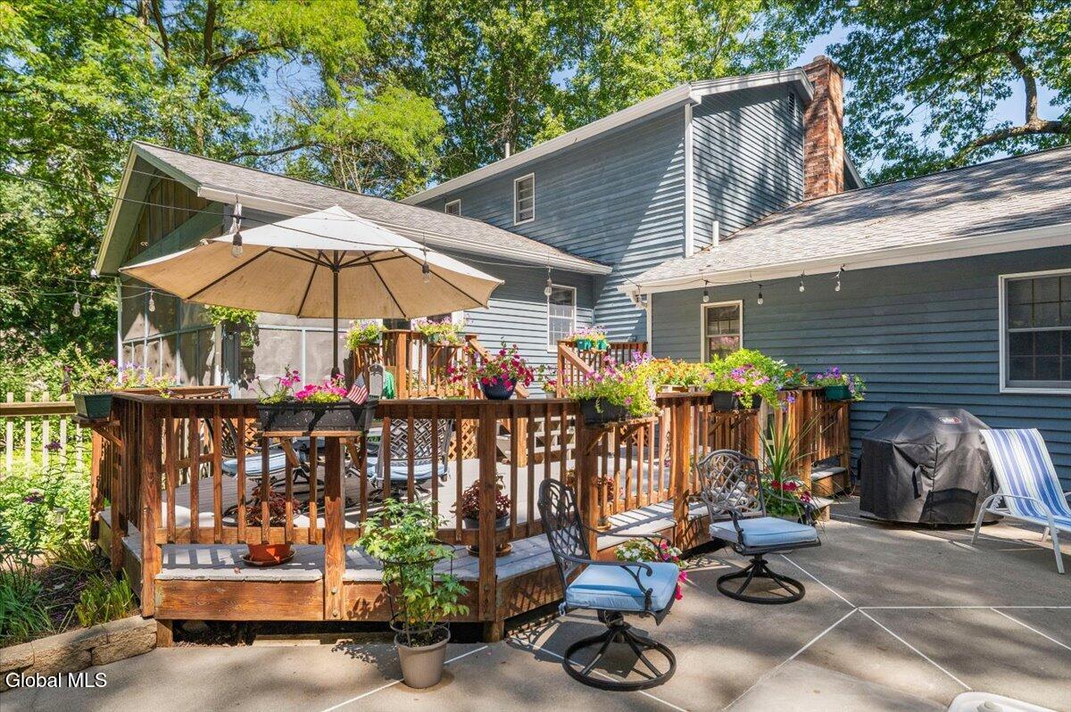 6 Maple Court Gansevoort NY 12831