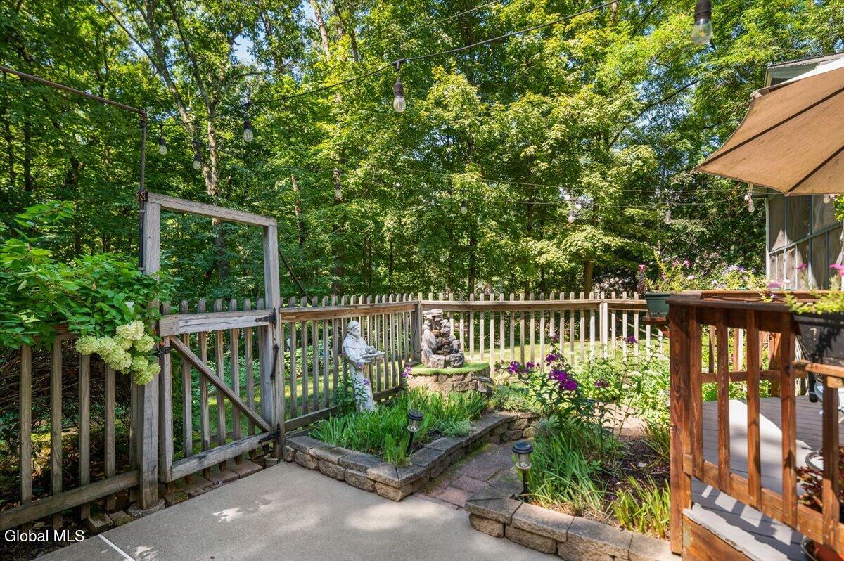 6 Maple Court Gansevoort NY 12831