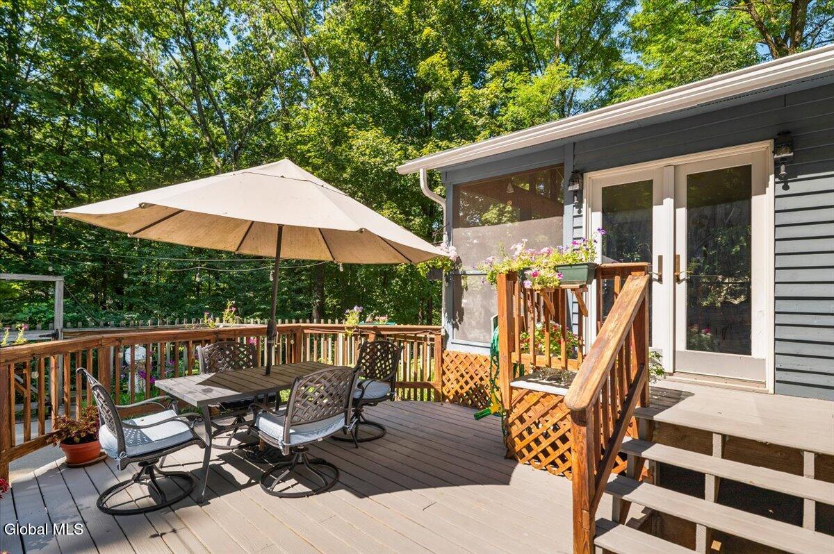 6 Maple Court Gansevoort NY 12831