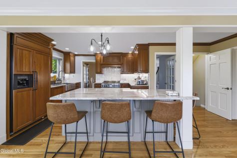 1092 Merlin Drive Niskayuna NY 12309