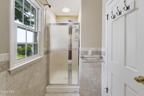 1092 Merlin Drive Niskayuna NY 12309