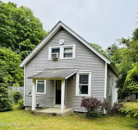 408 W Mountain Road Queensbury NY 12804