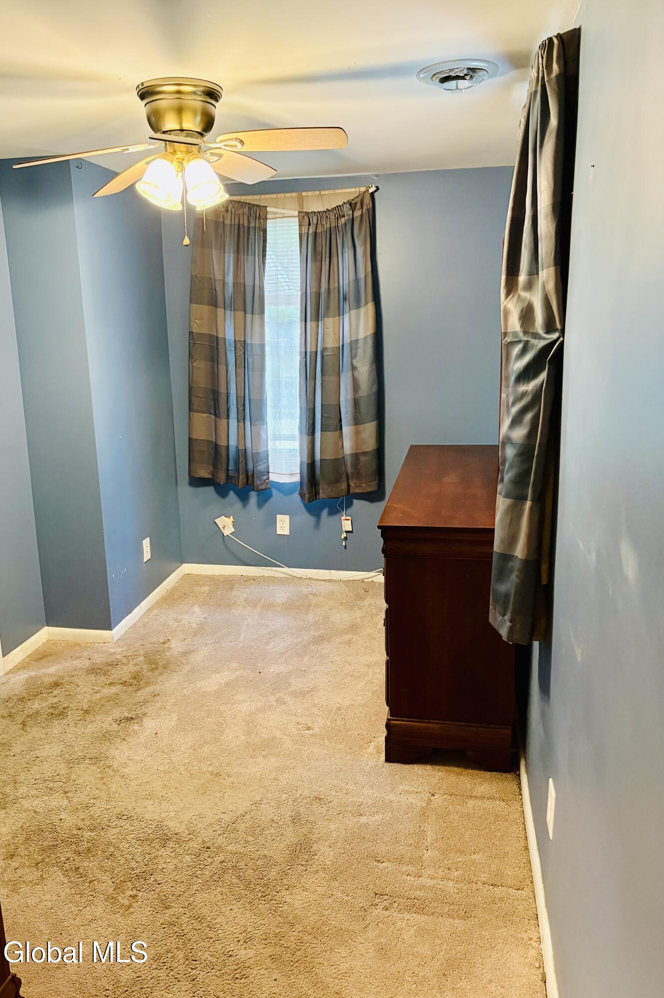 408 W Mountain Road Queensbury NY 12804