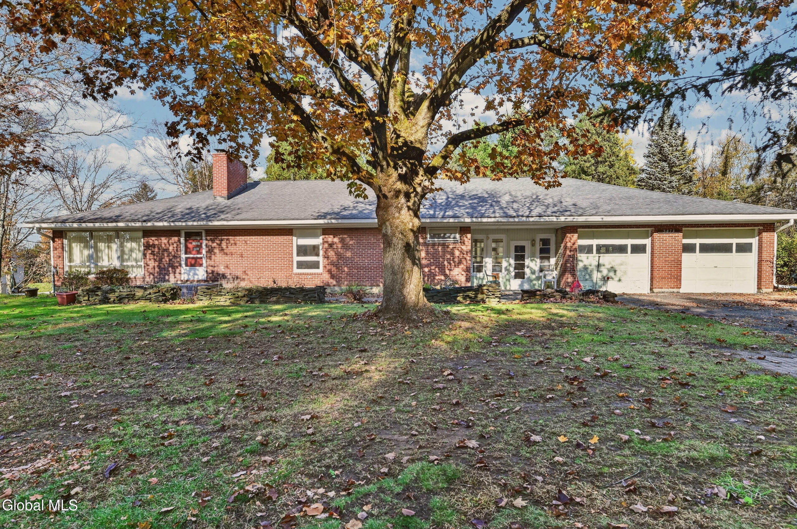 5873 Veeder Road Slingerlands NY 12159