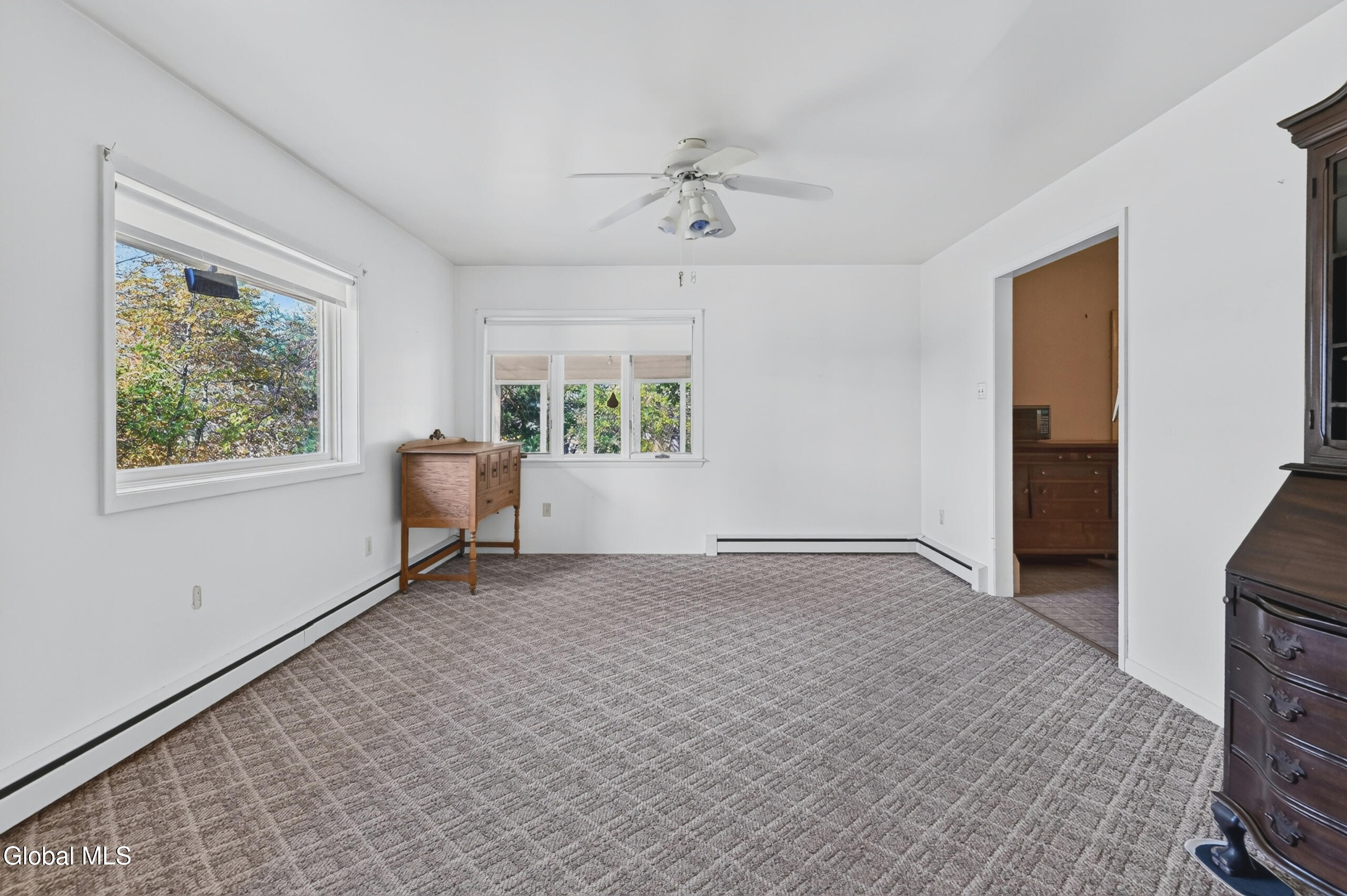 5873 Veeder Road Slingerlands NY 12159