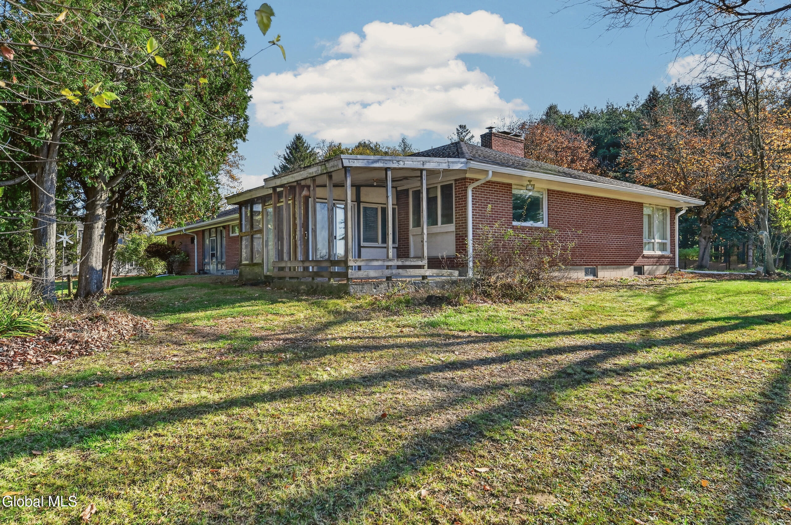 5873 Veeder Road Slingerlands NY 12159