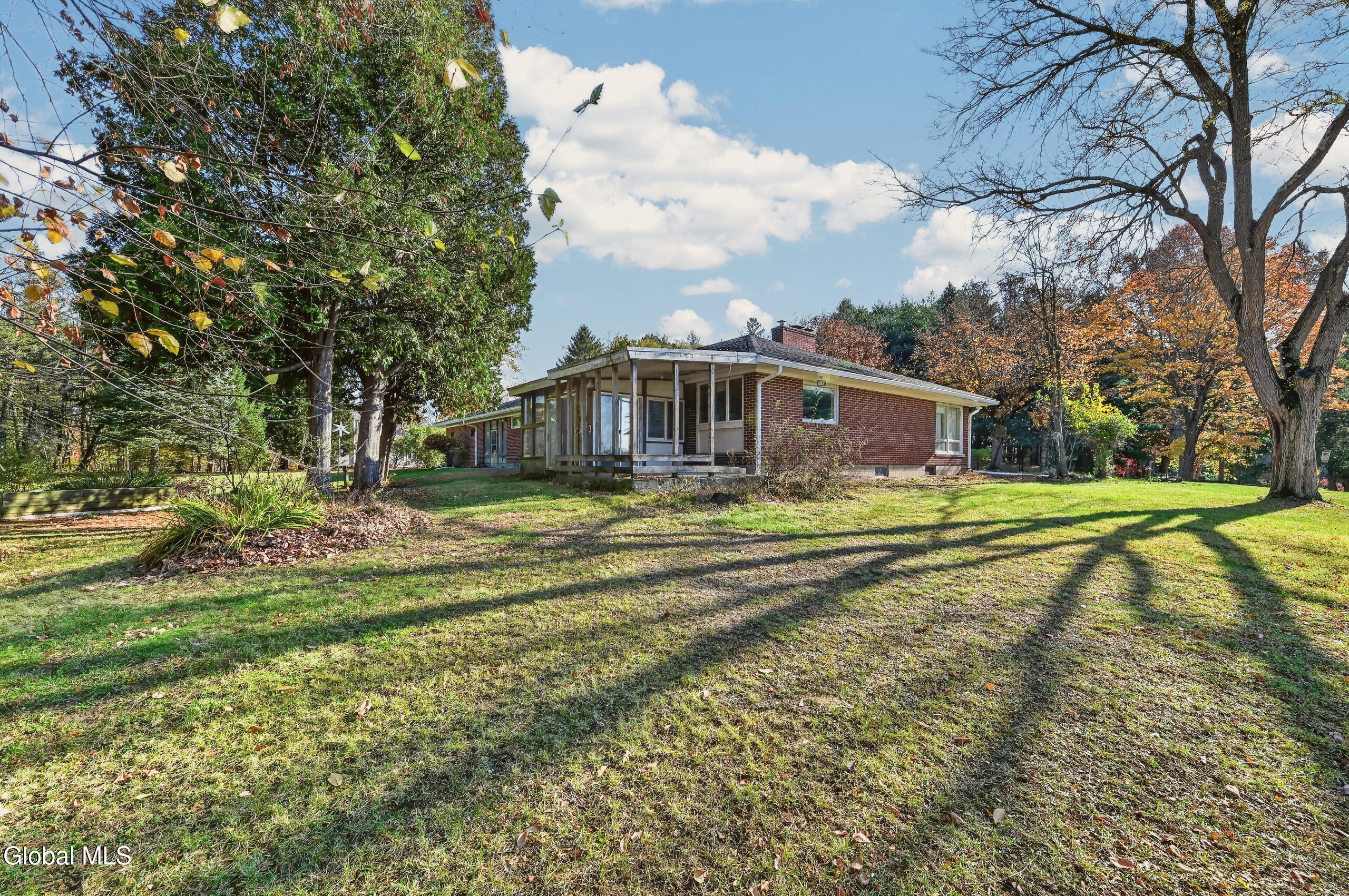 5873 Veeder Road Slingerlands NY 12159