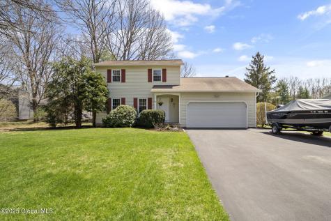 44 Lincoln Avenue Clifton Park NY 12065