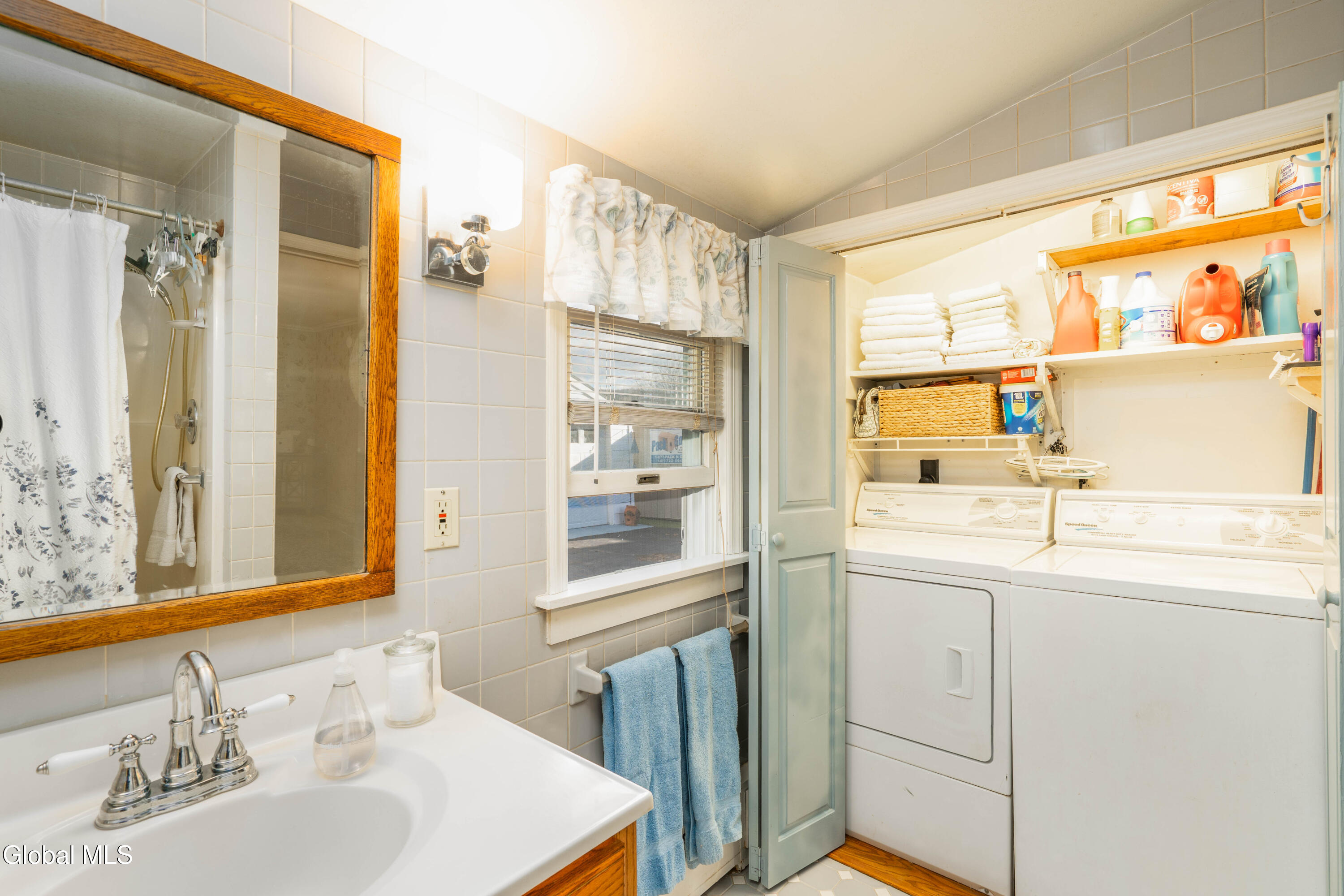 22 Washington Street Cambridge NY 12816