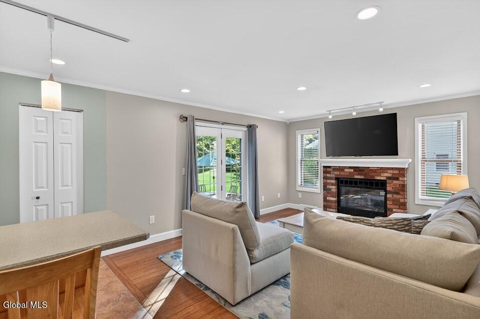 504 Nathaniel Drive Schenectady NY 12303