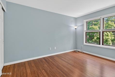 504 Nathaniel Drive Schenectady NY 12303