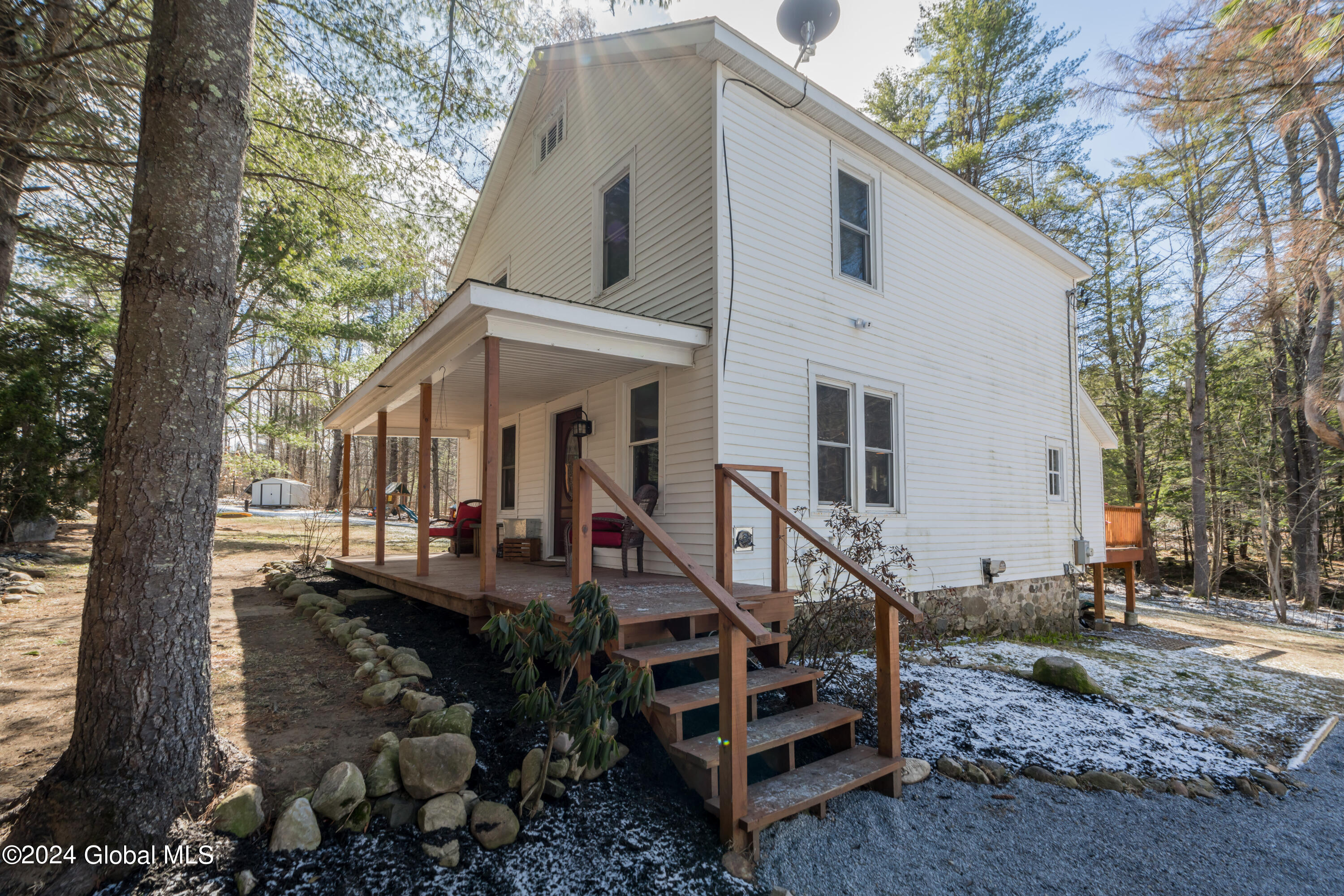947 Murray Road Middle Grove NY 12850