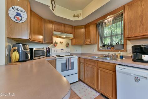 45 2nd Avenue Hadley NY 12835