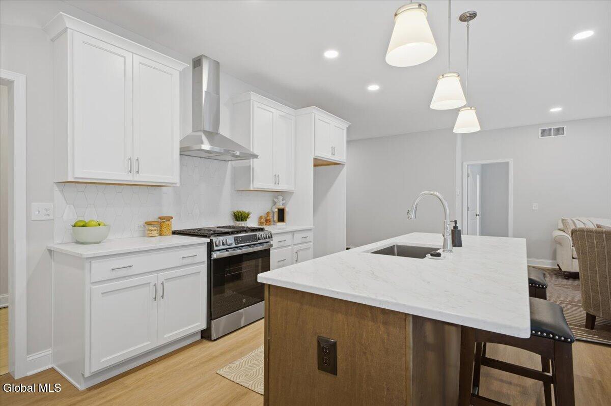 14 Wellington Court Clifton Park NY 12065