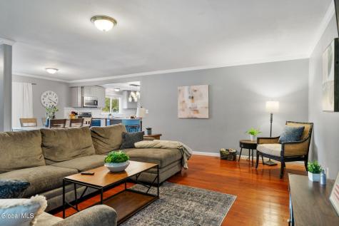 160 Clamsteam Road Halfmoon NY 12065