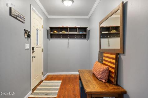 160 Clamsteam Road Halfmoon NY 12065