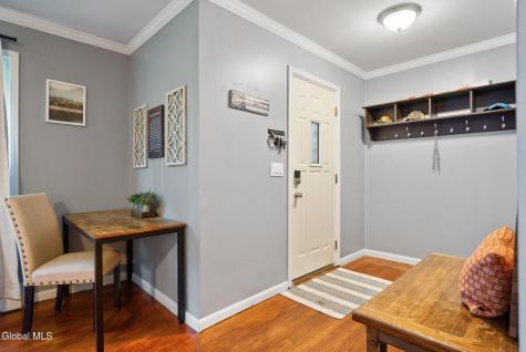 160 Clamsteam Road Halfmoon NY 12065