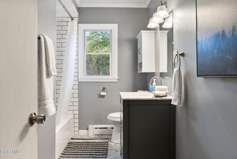 160 Clamsteam Road Halfmoon NY 12065