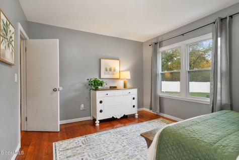 160 Clamsteam Road Halfmoon NY 12065