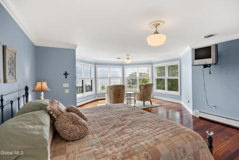 2988 Lakeshore Drive Lake George NY 12845