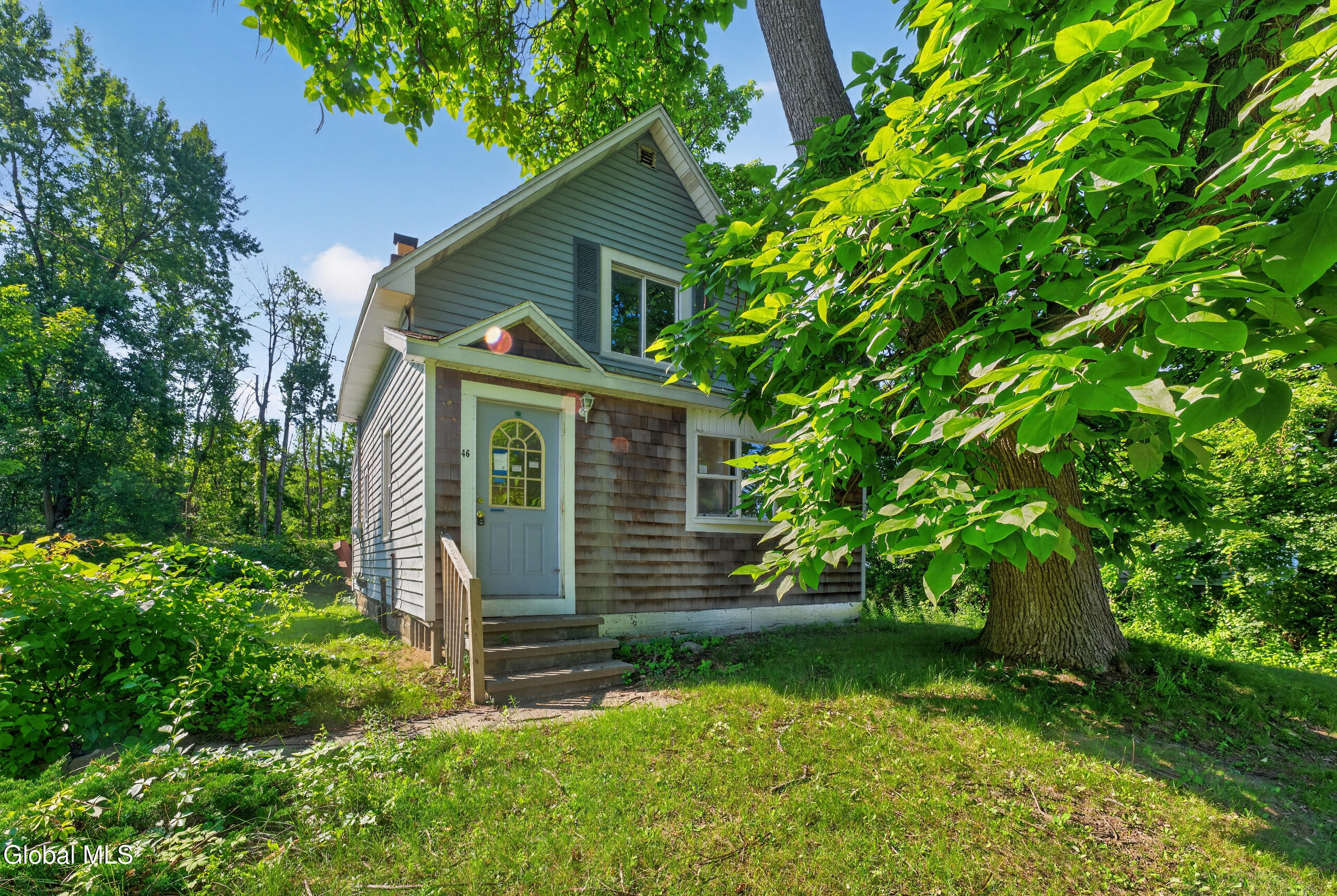 46 N Alandale Avenue Schenectady NY 12304