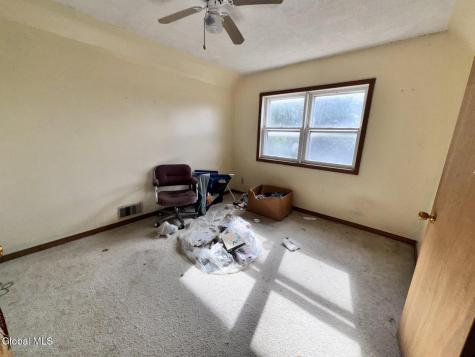 15 Grotto Court Watervliet NY 12189