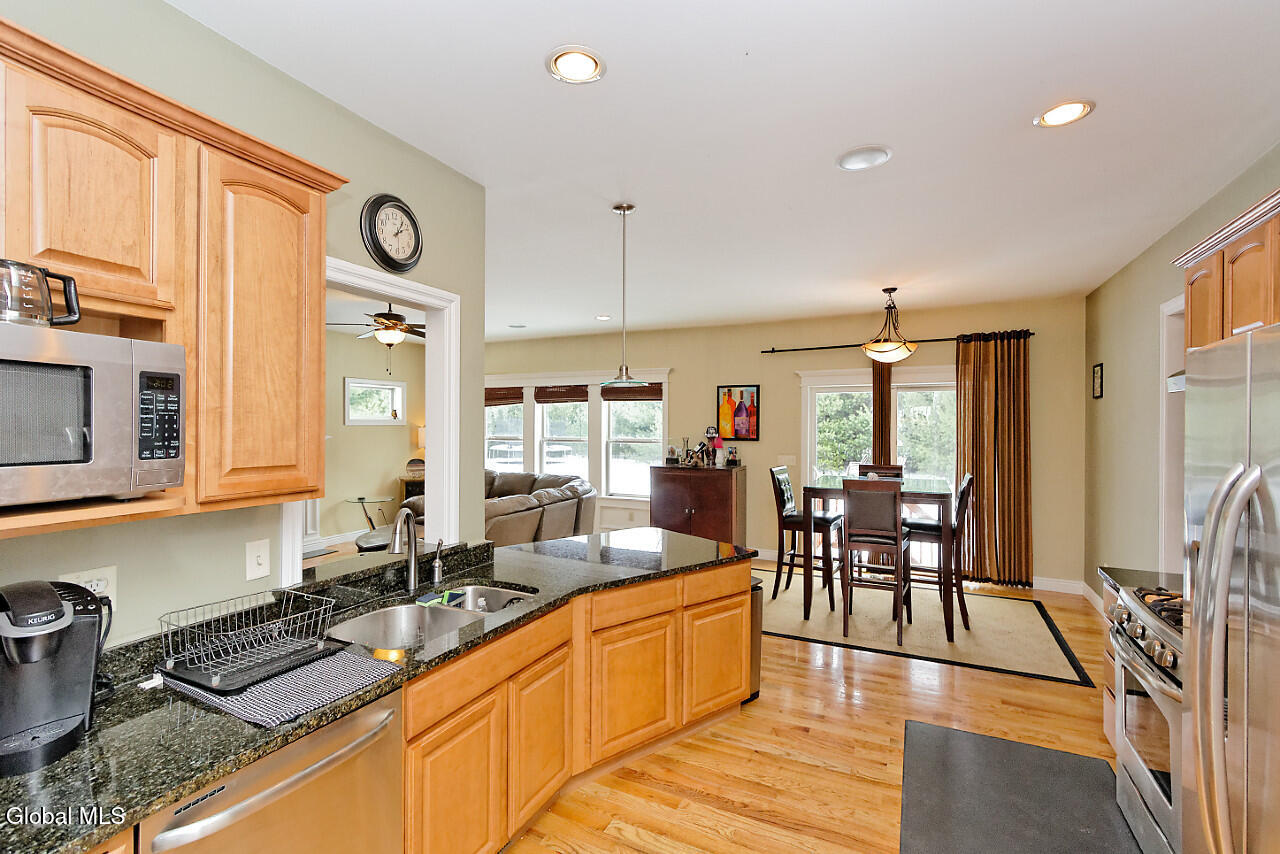 24 Dean Thomas Way Queensbury NY 12804