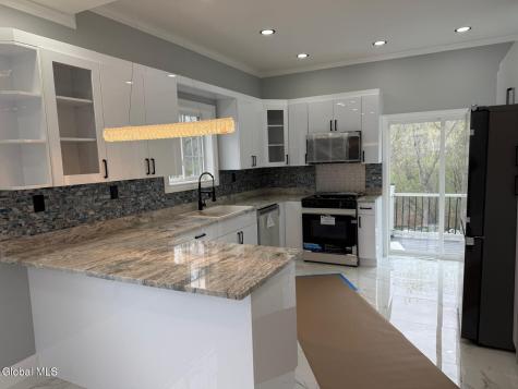 81 Morris Road Schenectady NY 12304