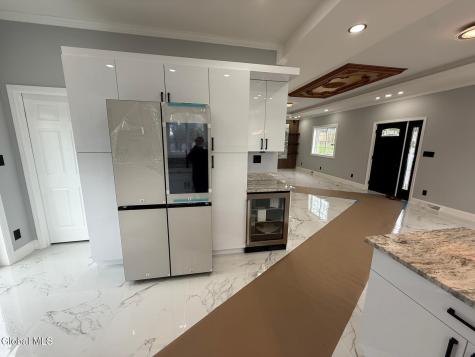 81 Morris Road Schenectady NY 12304