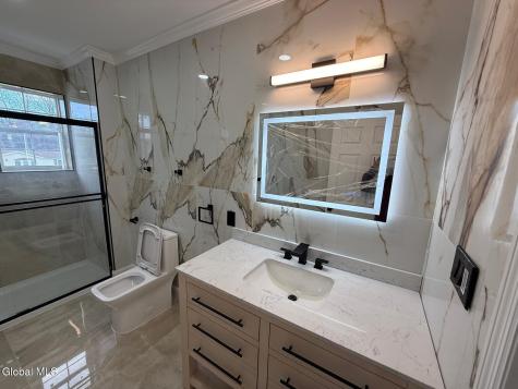 81 Morris Road Schenectady NY 12304