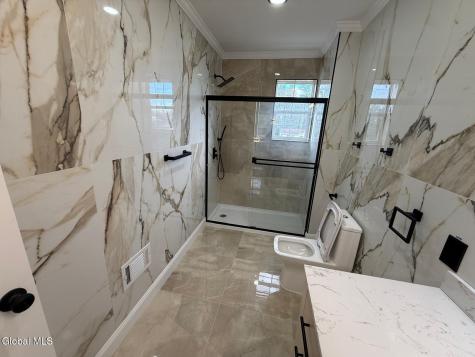 81 Morris Road Schenectady NY 12304