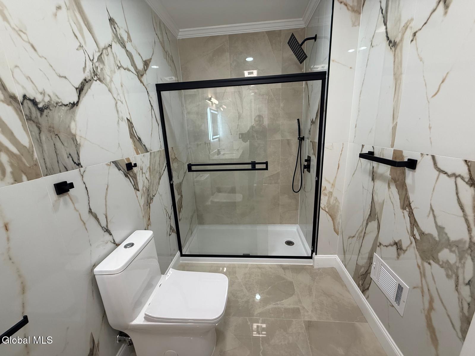 81 Morris Road Schenectady NY 12304