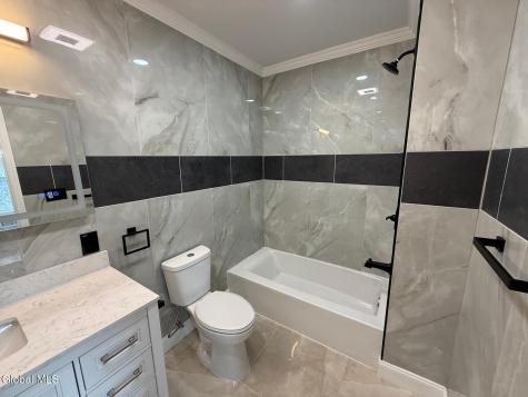 81 Morris Road Schenectady NY 12304