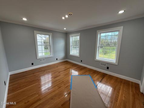81 Morris Road Schenectady NY 12304