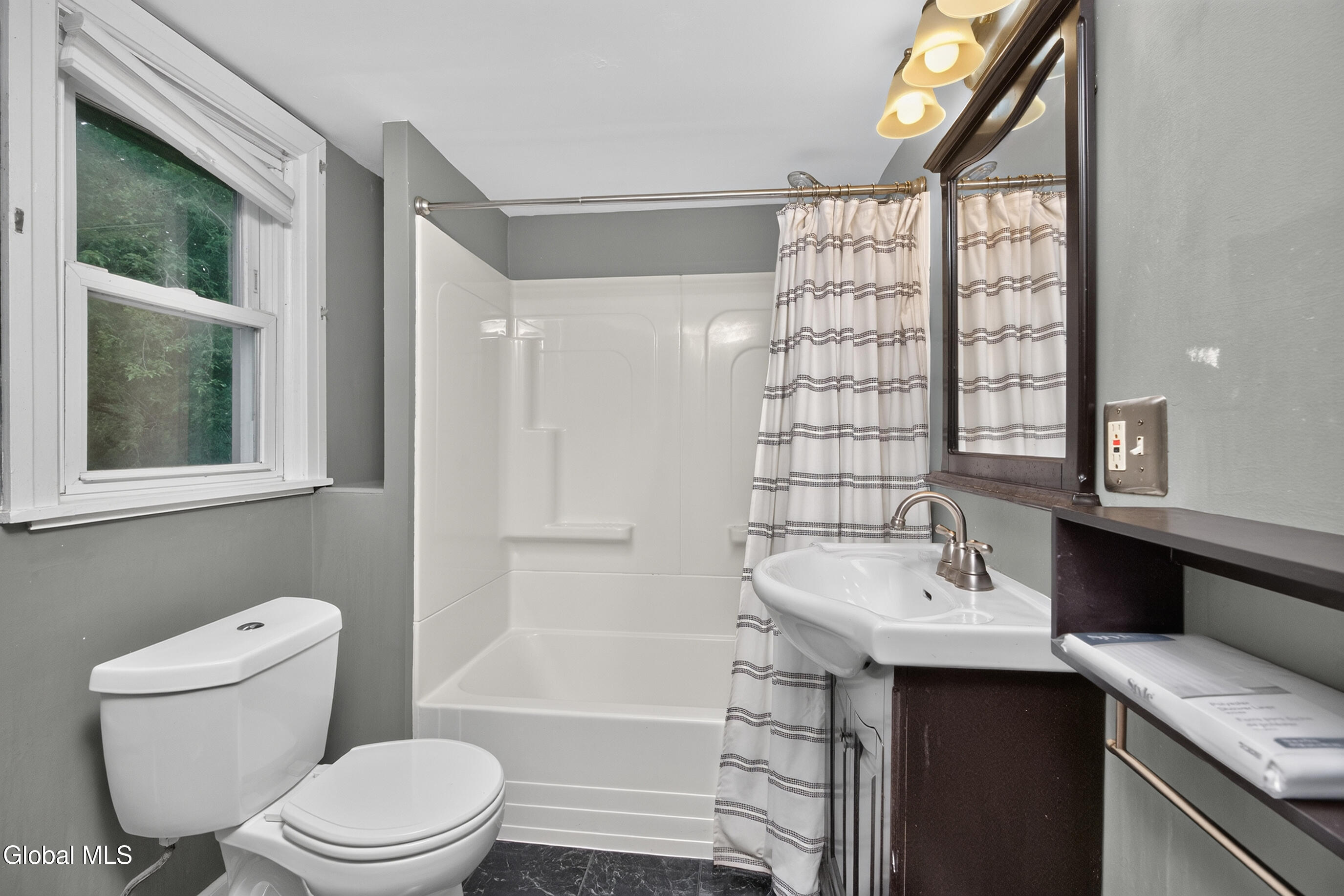 317 Vley Road Schenectady NY 12302