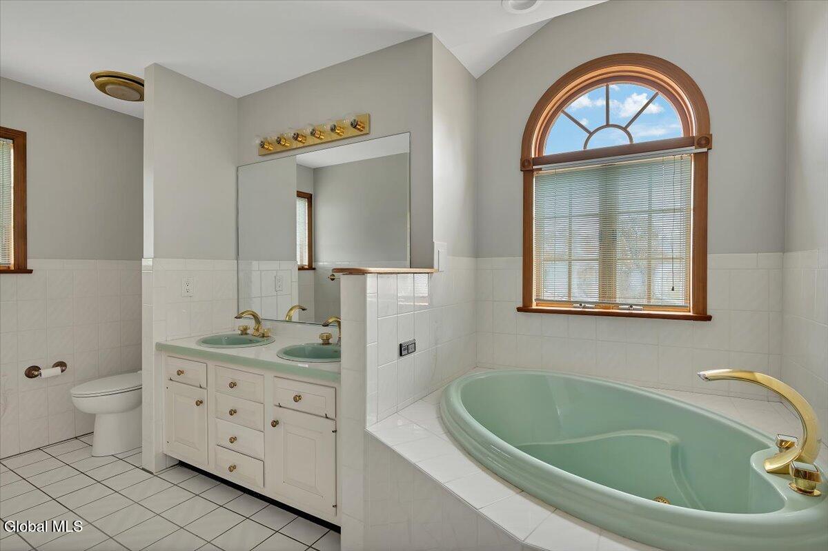 1306 Putnam Road Schenectady NY 12306