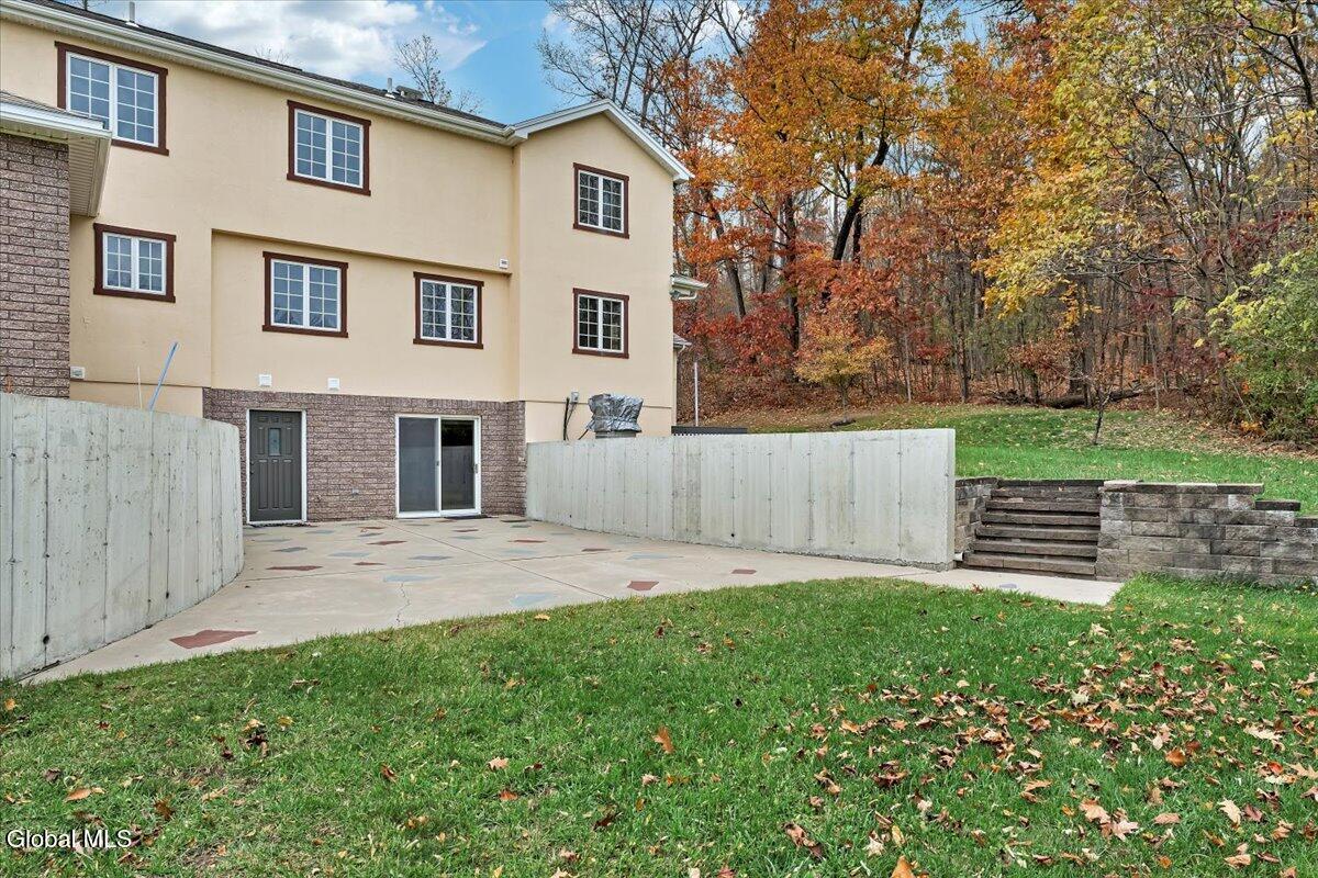 1306 Putnam Road Schenectady NY 12306