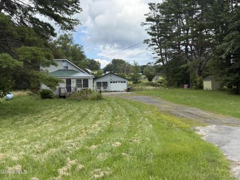 5886 Lake Road Galway NY 12074