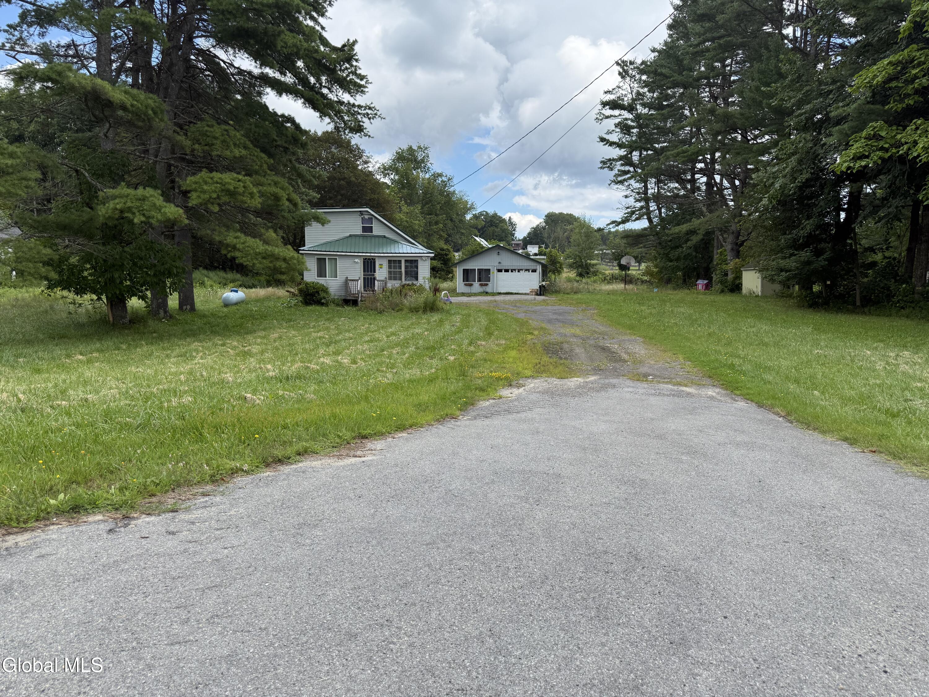 5886 Lake Road Galway NY 12074