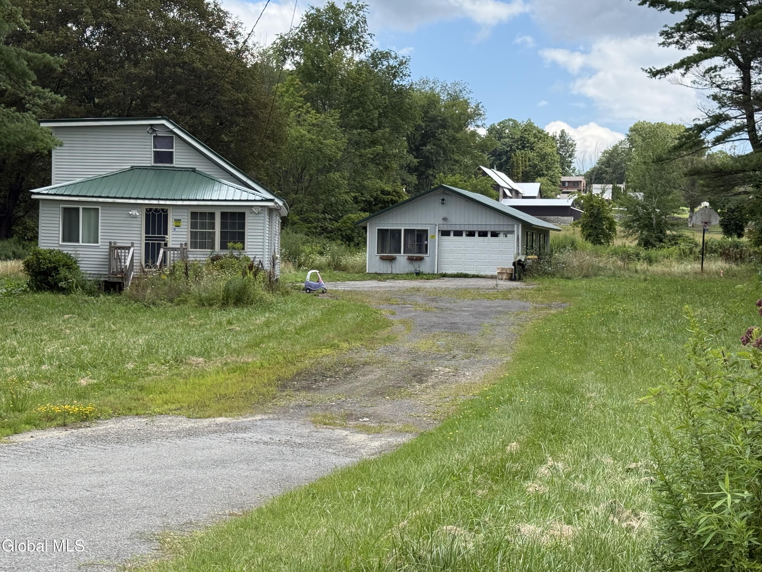 5886 Lake Road Galway NY 12074