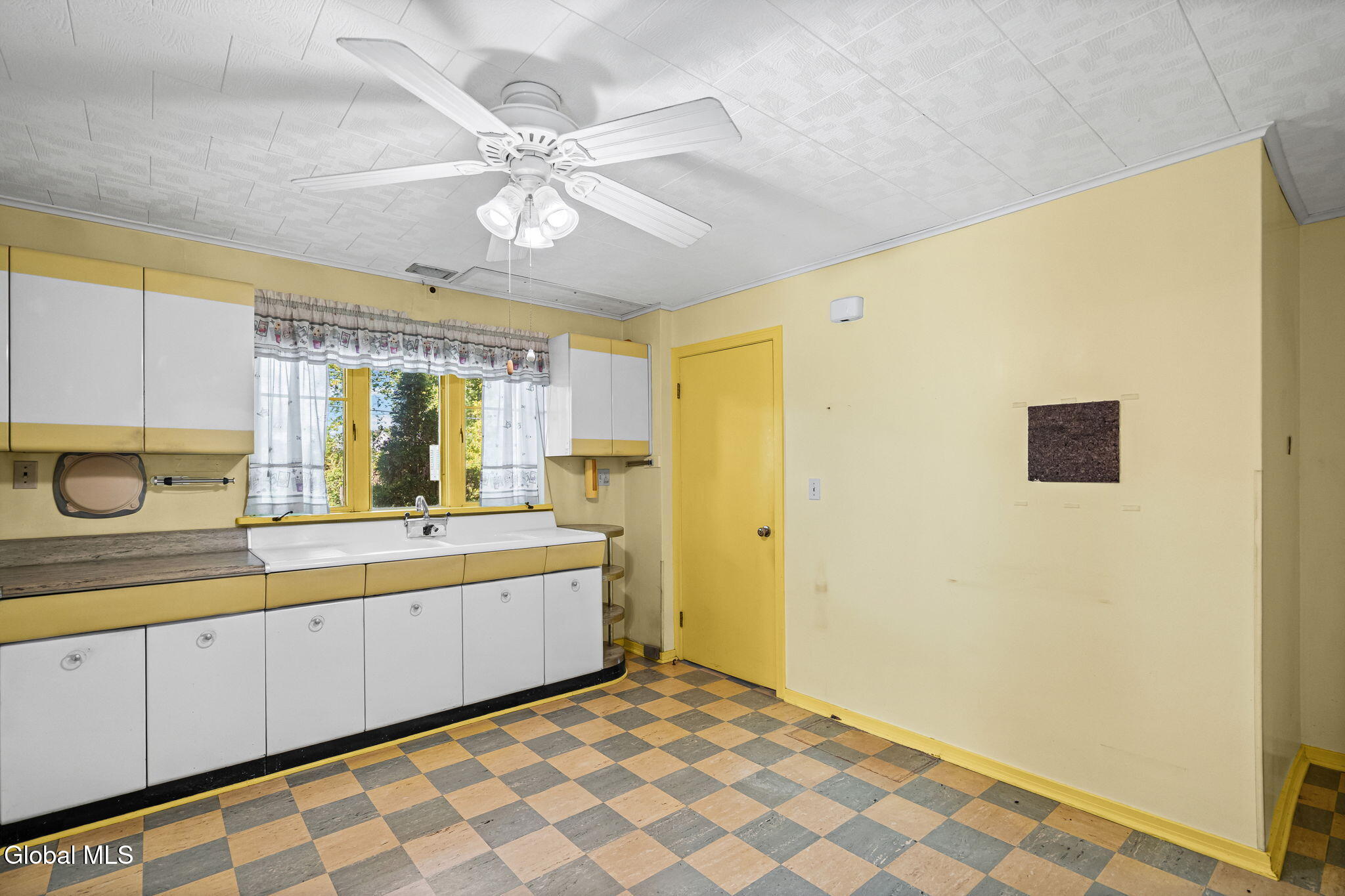 10 Pine Street Albany NY 12203