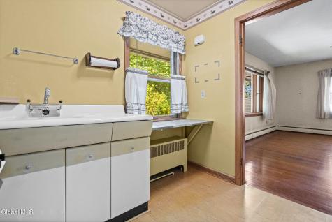 10 Pine Street Albany NY 12203