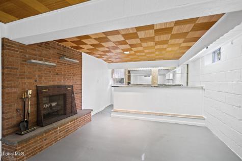 10 Pine Street Albany NY 12203