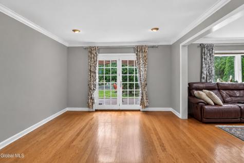 1 Milan Court Niskayuna NY 12309