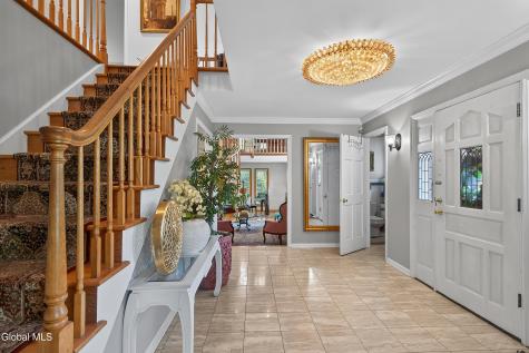 1 Milan Court Niskayuna NY 12309