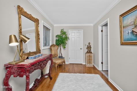 1 Milan Court Niskayuna NY 12309