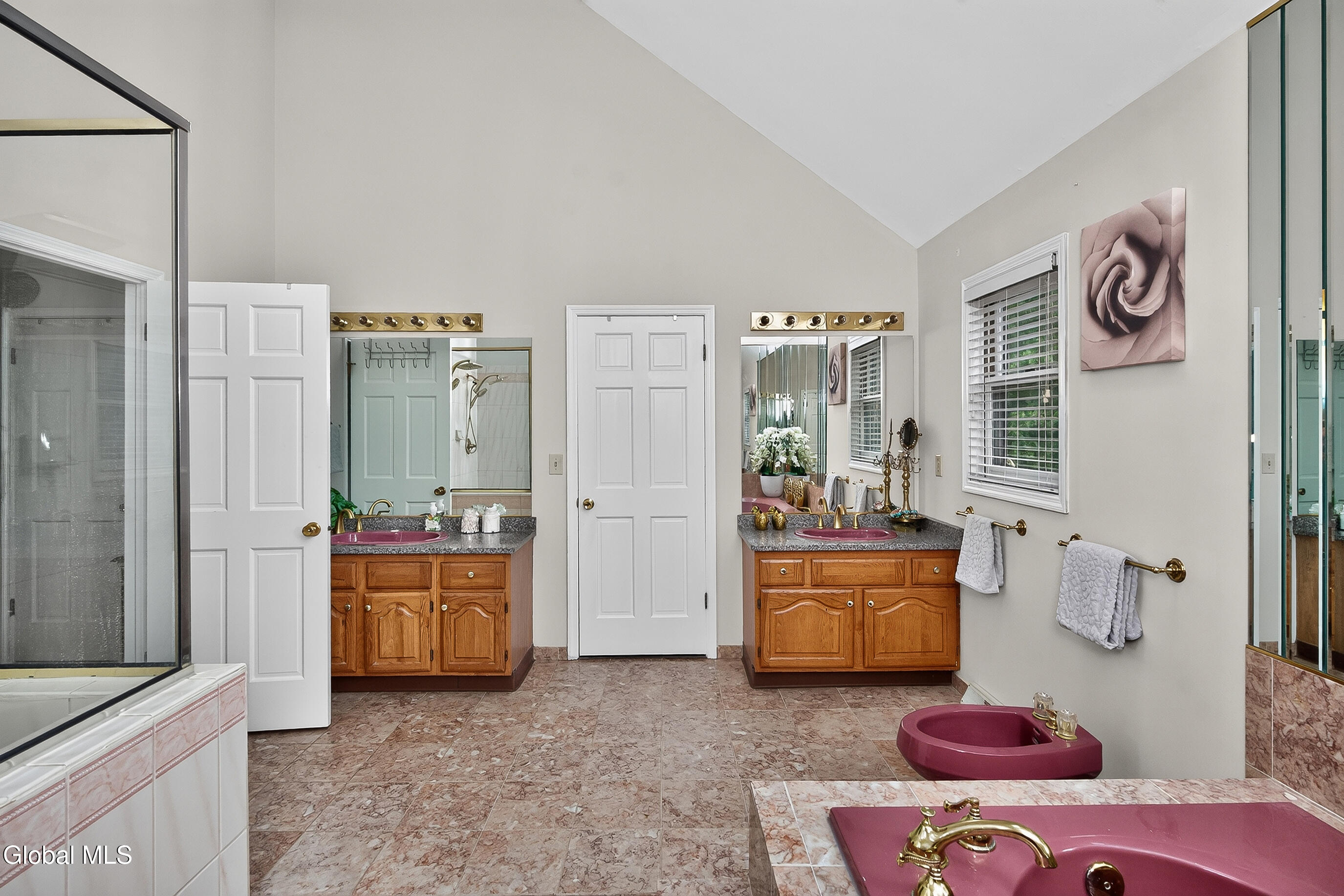 1 Milan Court Niskayuna NY 12309
